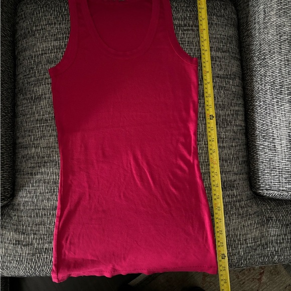 Crown jewel scoopneck tank - Picture 2 of 2